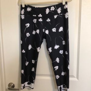 Fabletics Workout Capris